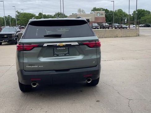 Used 2023 Chevrolet Traverse LT AWD/4WD image 7