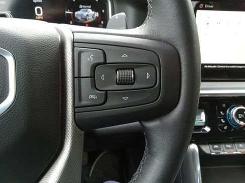 Used 2026 GMC Sierra 1500 Denali AWD/4WD image 25