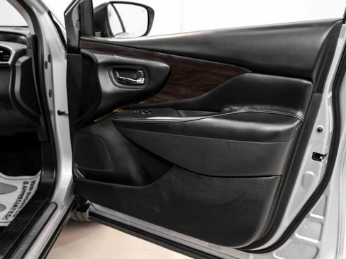 Used 2020 Nissan Murano Platinum w/ Cargo Package image 45