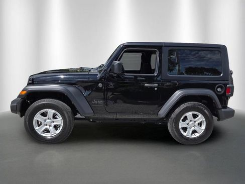 Used 2022 Jeep Wrangler Sport AWD/4WD image 6