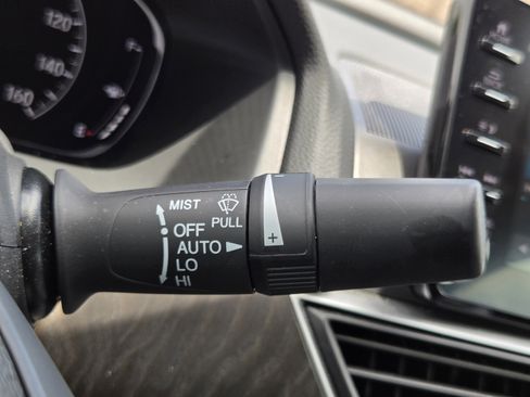 Used 2019 Honda Accord Touring image 18