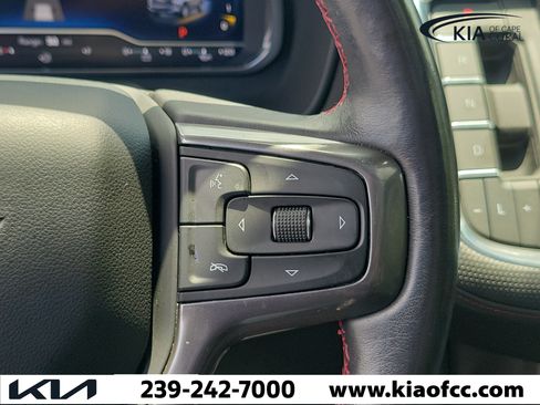 Used 2022 Chevrolet Suburban RST w/ Luxury Package AWD/4WD image 28