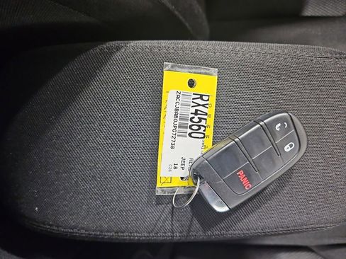 Used 2018 Jeep Renegade Sport w/ Power & Air Group image 27