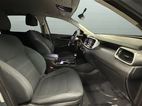 Used 2020 Kia Sorento L FWD image 24