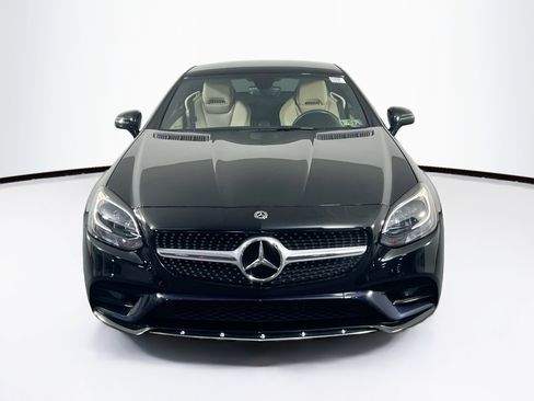 Used 2020 Mercedes-Benz SLC 300 image 2