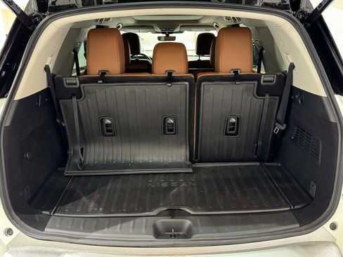 Used 2024 Nissan Pathfinder Platinum w/ Cargo Package FWD image 8