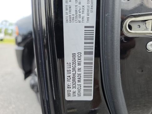 Used 2024 RAM 3500 Big Horn w/ Night Edition AWD/4WD image 42