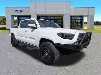 Used 2023 Toyota Tacoma SR5 w/ Technology Package