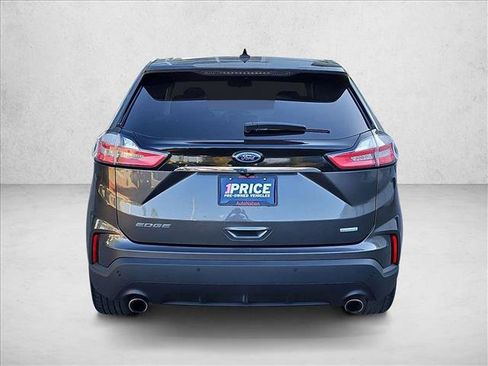Used 2020 Ford Edge SE FWD image 7
