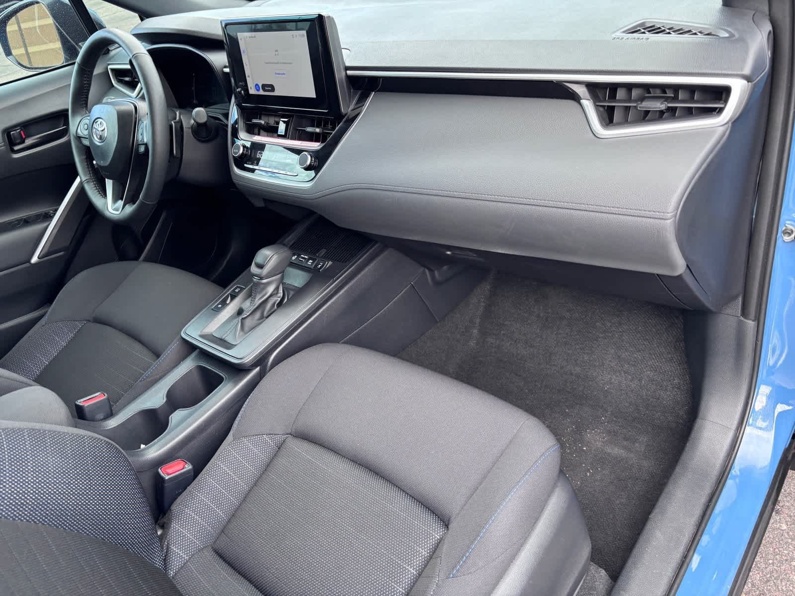 Used 2026 Toyota Corolla Cross AWD Hybrid w/ Cold Weather Package image 13