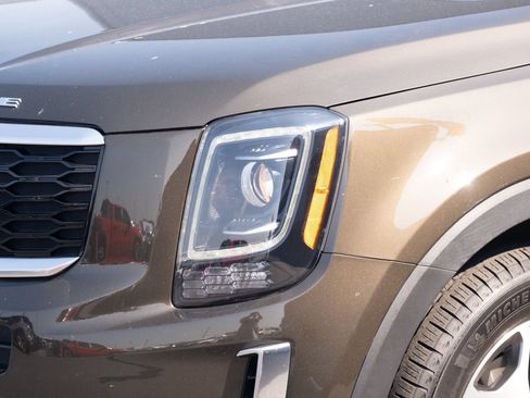 Used 2022 Kia Telluride EX w/ Towing Package AWD/4WD image 26