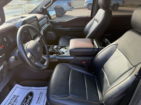 Used 2022 Ford F150 Lariat AWD/4WD image 9