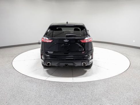 Used 2020 Ford Edge ST w/ Cold Weather Package AWD/4WD image 32