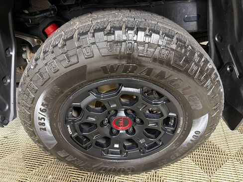 Used 2022 Toyota Tundra TRD Pro AWD/4WD image 20