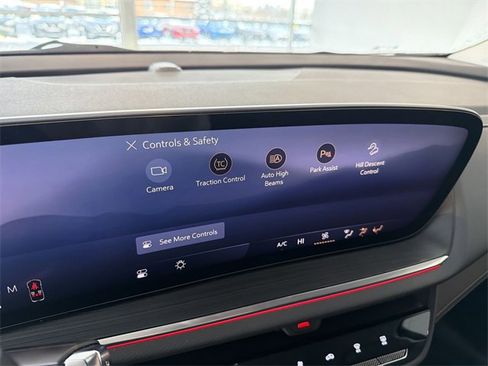 Certified 2025 Buick Envision Preferred image 28