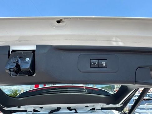 Used 2024 Toyota Grand Highlander AWD image 28