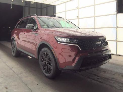 Used 2023 Kia Sorento S AWD/4WD image 3