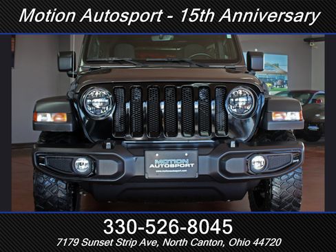 Used 2023 Jeep Wrangler Willys image 3