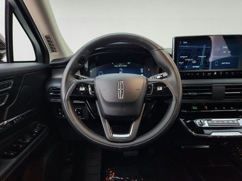 Used 2024 Lincoln Corsair Grand Touring AWD/4WD image 22