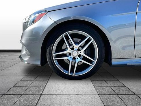 Certified 2016 Mercedes-Benz E 350 4MATIC Sedan image 5