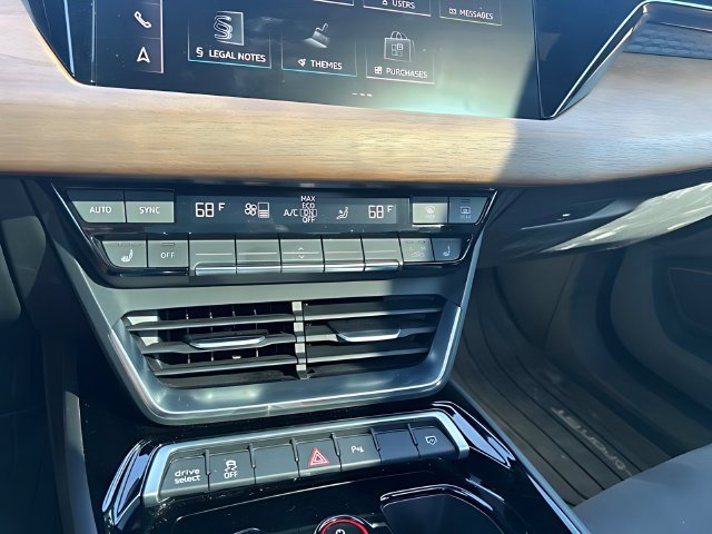 Used 2023 Audi e-tron GT Premium Plus w/ Executive Package AWD/4WD image 23