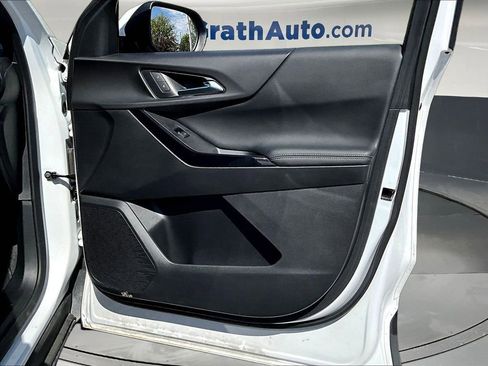 Used 2025 Chevrolet Equinox LT AWD/4WD image 30