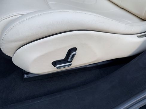 Used 2023 Ferrari Purosangue image 12