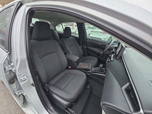 Used 2024 Toyota Corolla LE image 13