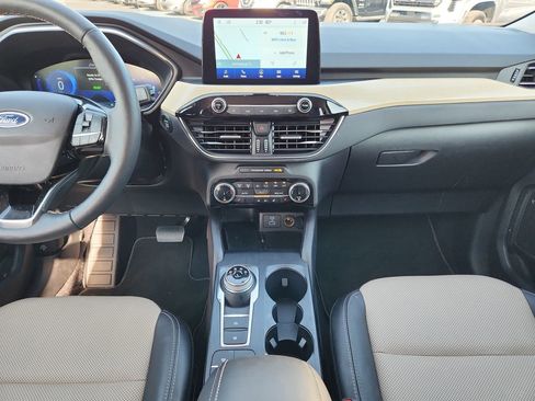 Used 2022 Ford Escape Titanium w/ Titanium Premium Package image 14