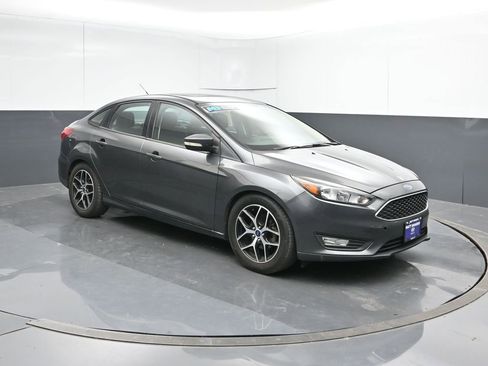 Used 2018 Ford Focus SEL image 7