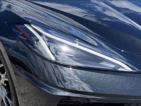Used 2023 Chevrolet Corvette Stingray Premium Conv w/ Z51 Performance Package RWD image 12