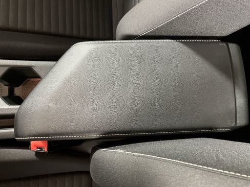 Used 2025 Volkswagen Jetta S FWD image 22