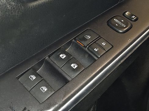 Used 2015 Toyota Camry SE image 27