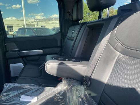 New 2025 Ford F350 Platinum w/ Tremor Off-Road Package image 24