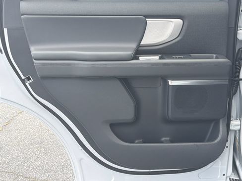 New 2026 Ford Expedition Active RWD image 16