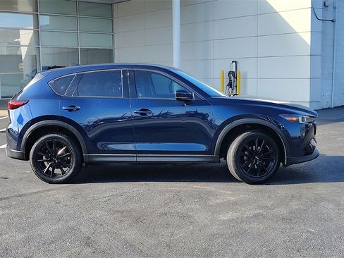 Used 2022 MAZDA CX-5 AWD 2.5 S w/ Premium Plus Pkg image 2