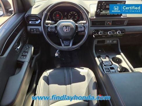 Certified 2023 Honda Pilot TrailSport image 15