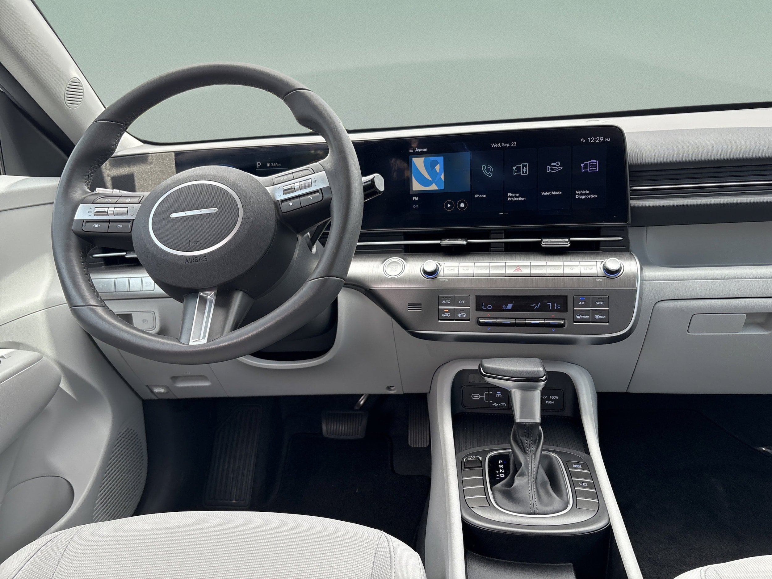 Used 2025 Hyundai Kona SEL FWD image 10