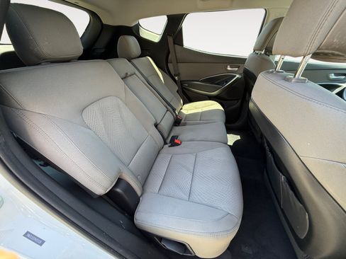 Used 2017 Hyundai Santa Fe Sport w/ 2.4L Value Package 06 FWD image 18