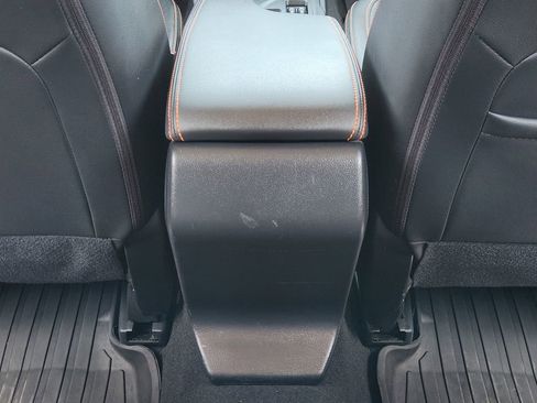 Used 2022 Subaru Crosstrek 2.5i Limited AWD/4WD image 22