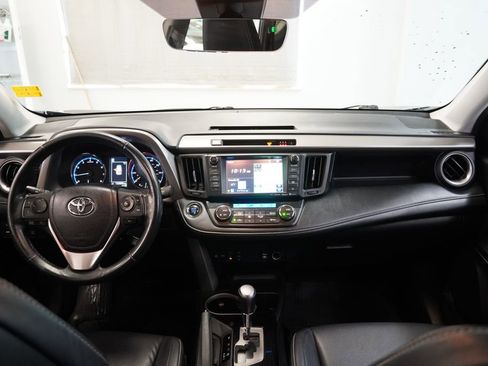 Used 2018 Toyota RAV4 Limited w/ All Weather Liner Package image 20