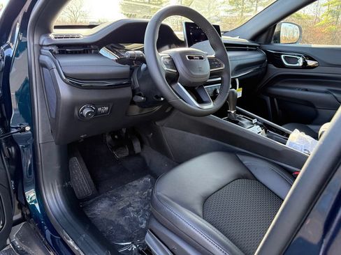 New 2026 Jeep Compass Latitude AWD/4WD image 14