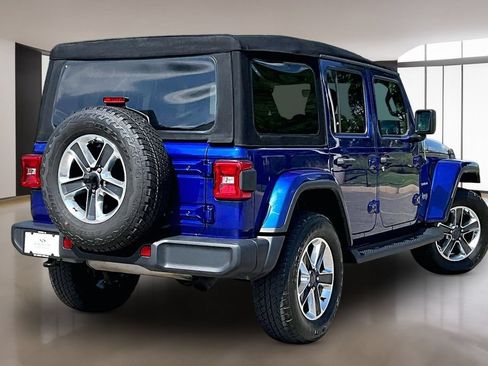 Used 2020 Jeep Wrangler Unlimited Sahara AWD/4WD image 2