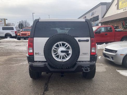 Used 2006 HUMMER H3 image 4