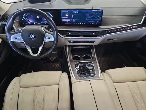 Used 2024 BMW X7 xDrive40i w/ Executive Package AWD/4WD image 10