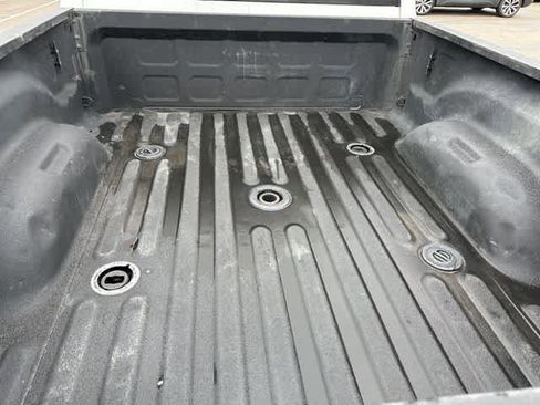 Used 2019 RAM 2500 Laramie w/ Night Edition image 19