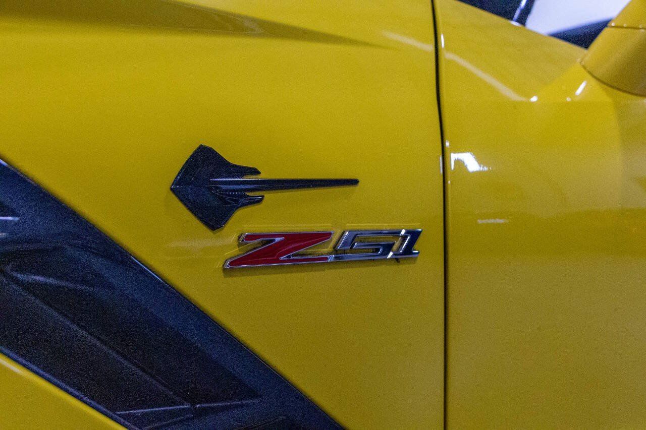 Used 2015 Chevrolet Corvette Stingray Coupe w/ 3LT Preferred Equipment Group RWD image 28