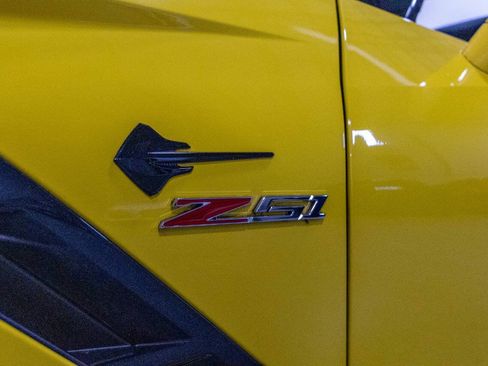 Used 2015 Chevrolet Corvette Stingray Coupe w/ 3LT Preferred Equipment Group RWD image 28