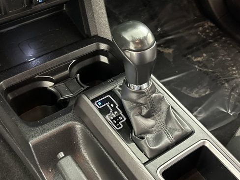 Used 2023 Toyota Tacoma TRD Off-Road image 15