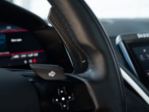 Used 2024 Ferrari Roma Spider RWD image 39